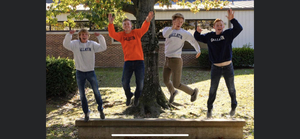 Senior Crewneck Fundraiser!