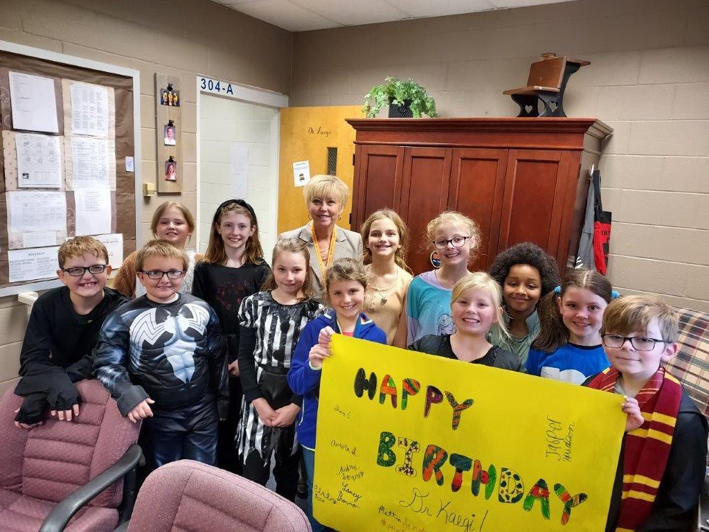 4th Grade Students wishing Superintendent Kaegi a Happy Birthday